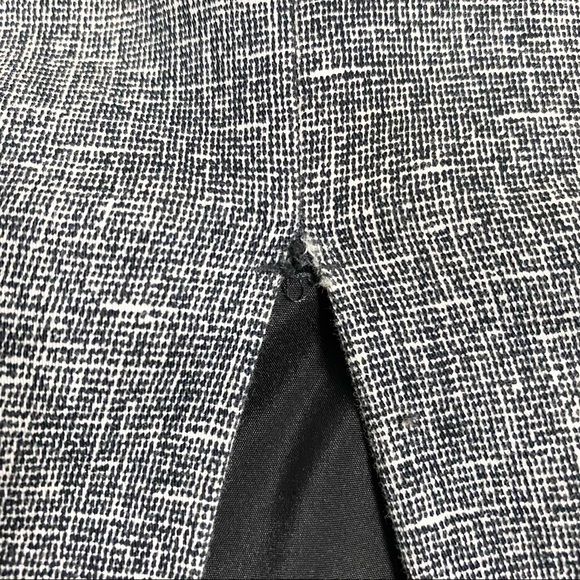 EXPRESS Gray Pencil Skirt - Picture 3 of 7
